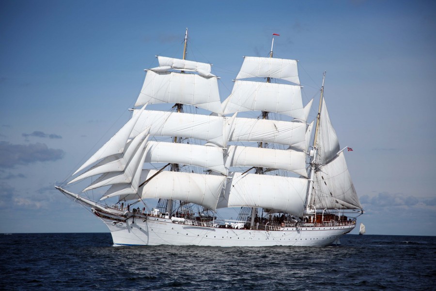 Statsraad Lehmkuhl royal yard