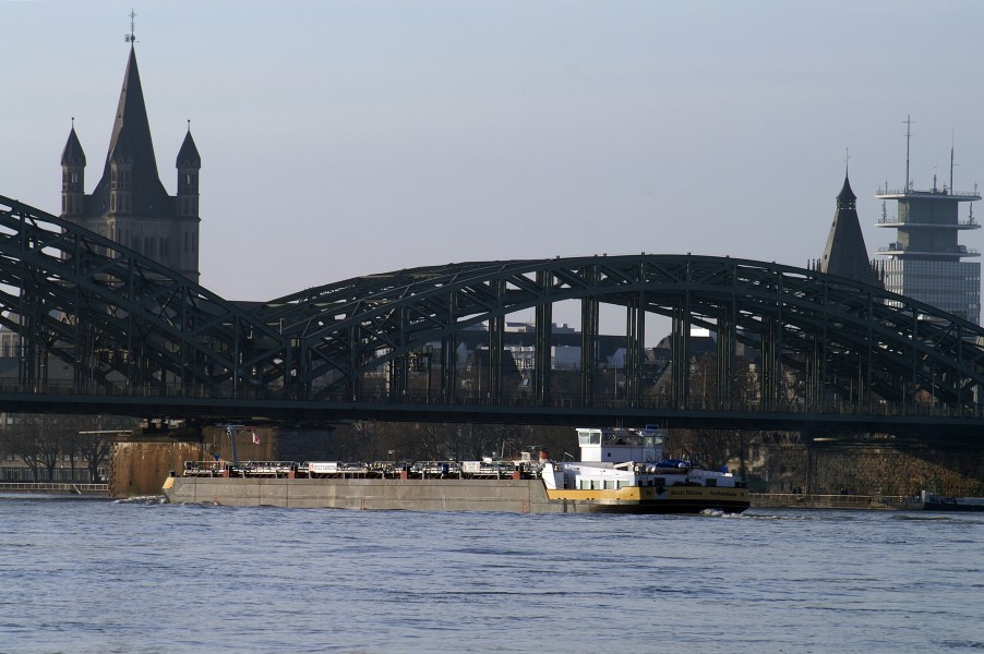 Stolt Rhine (ship, 2011) 008