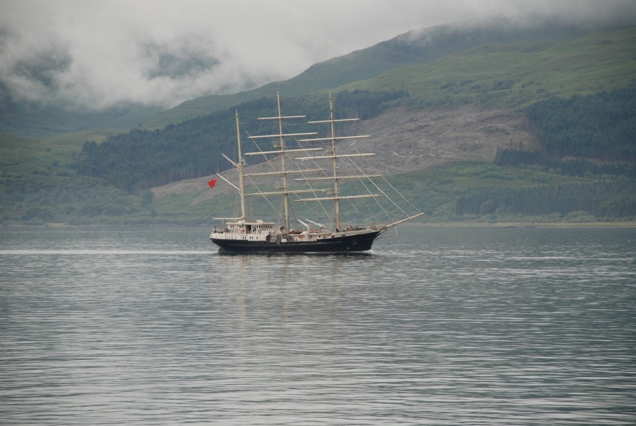 SV Tenacious in the Sound of Mull