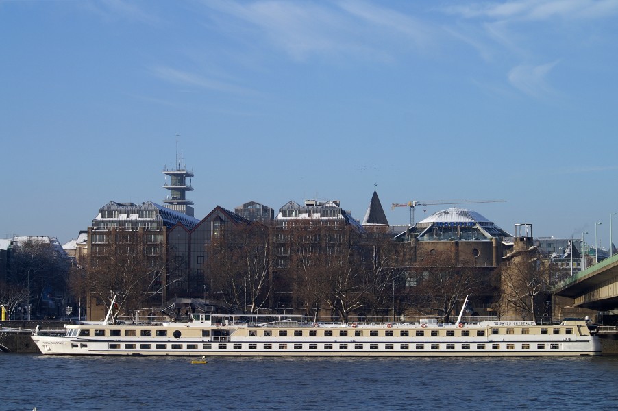 Swiss Crystal (ship, 1995) 008