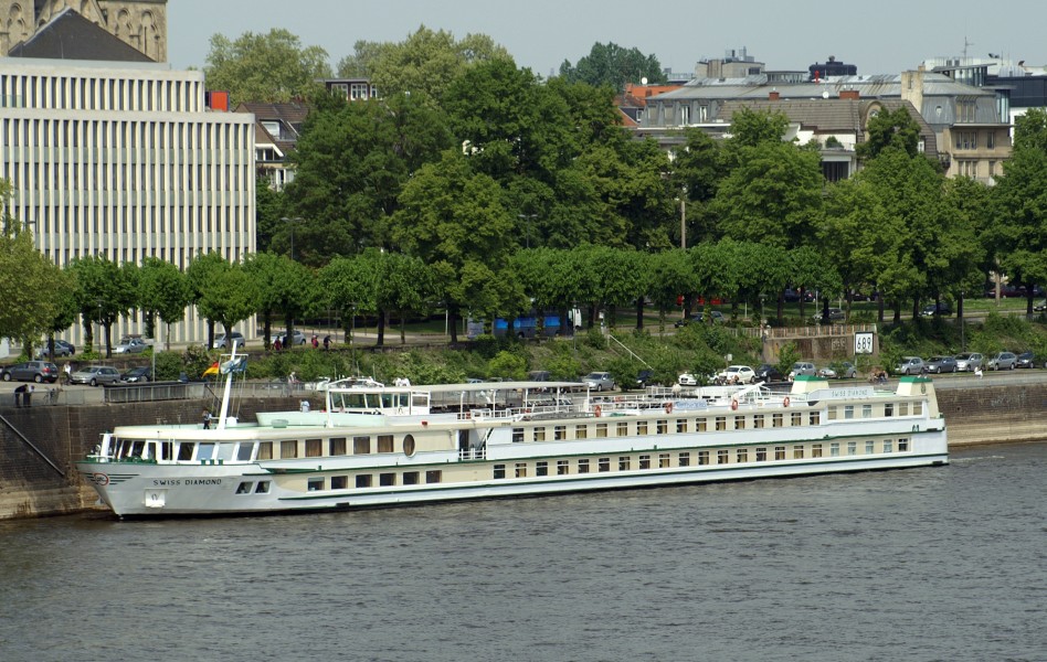 Swiss Diamond (ship, 1994) 005