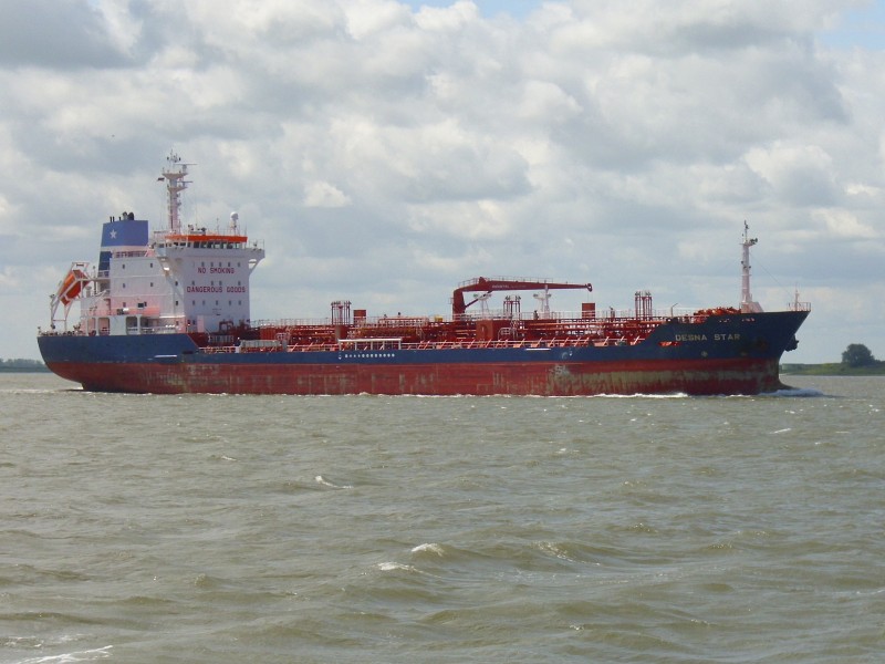 Tanker Desna Star (1)