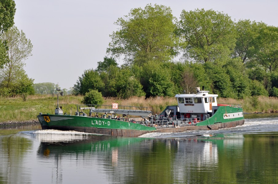 Tanker Lady-D R01