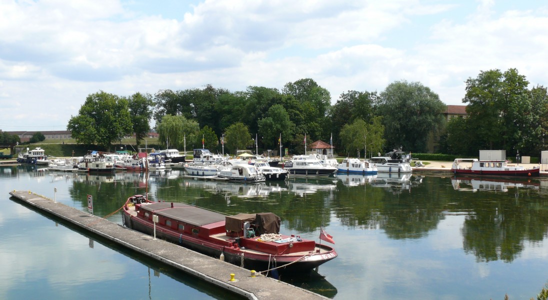 Toul marina 2