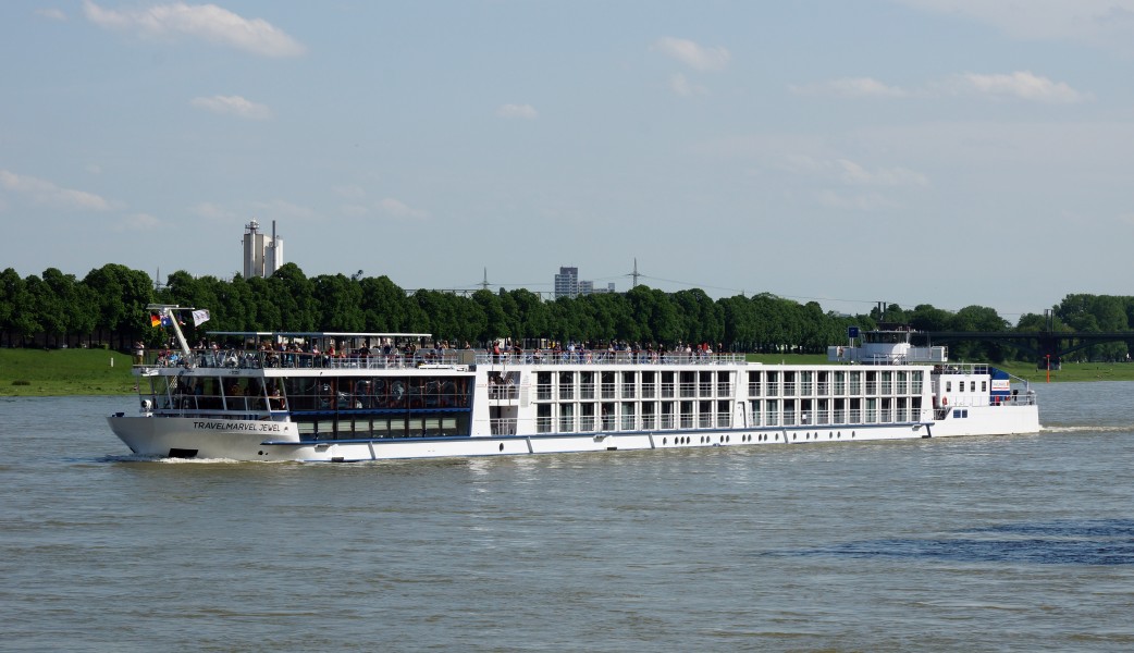 Travelmarvel Jewel (ship, 2007) 019