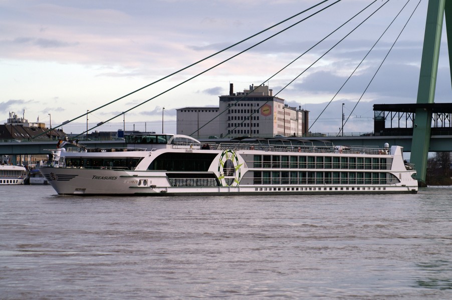 Treasures (ship, 2011) 008