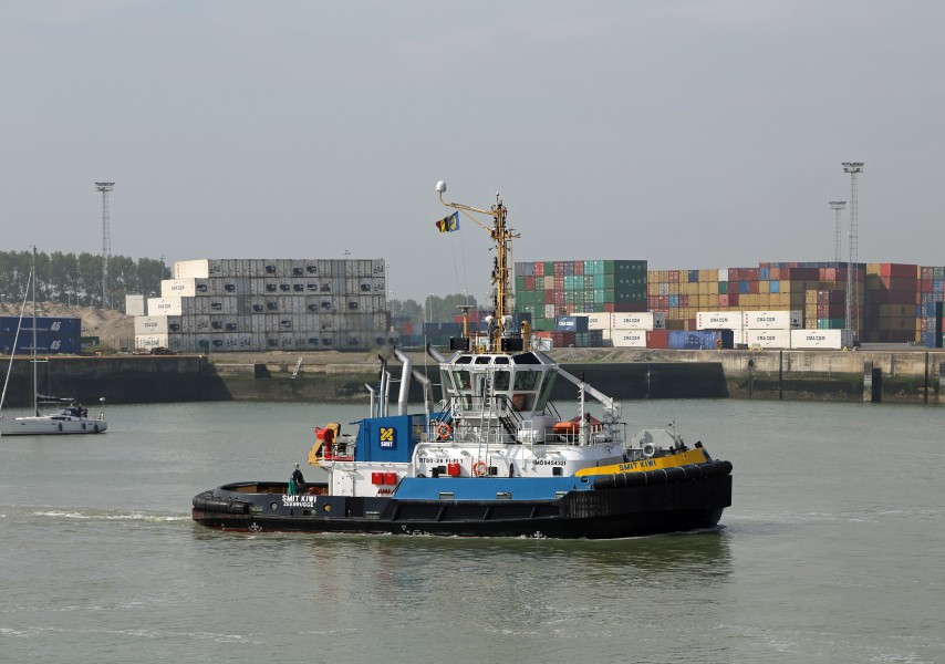 Tug Smit Kiwi R01
