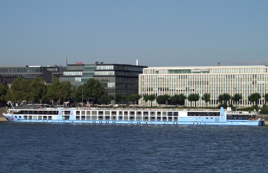 TUI Sonata (ship, 2010) 004