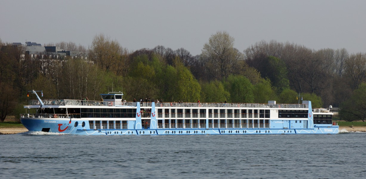 TUI Sonata (ship, 2010) 031