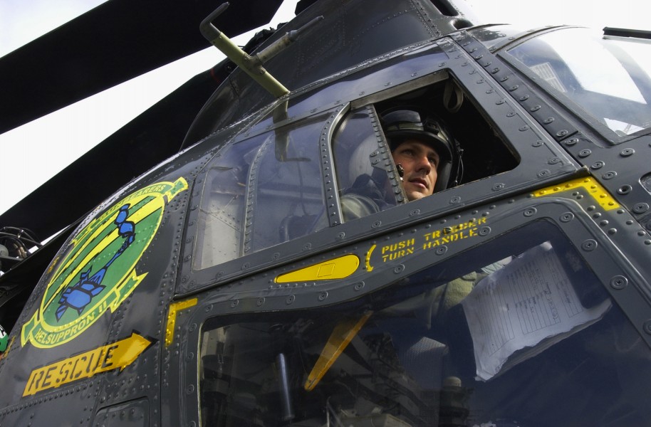 US Navy 030922-N-6217R-040 Lt. Trapper Ballard conducts pre-launch checks