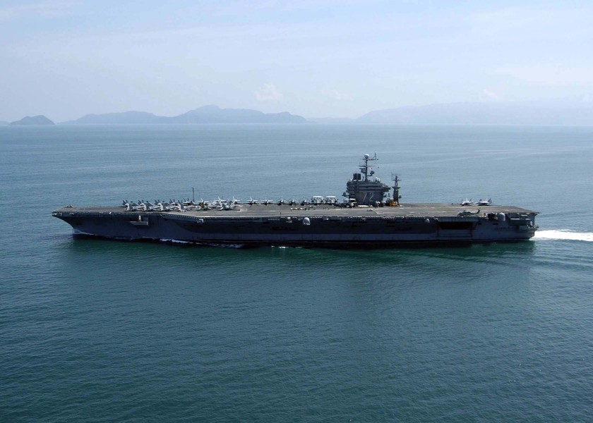 US Navy 050107-N-0057P-335 The Nimitz-class aircraft carrier USS Abraham Lincoln (CVN 72) off the coast of Banda Aceh, Sumatra, Indonesia