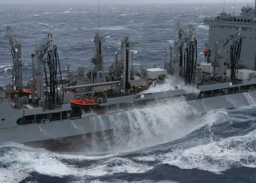 US Navy 050116-N-3557N-051 The Military Sealift Command underway replenishment oiler USNS Big Horn (T-AO 198) maneuvers in heavy alongside the amphibious assault ship USS Kearsarge (LHD 3)