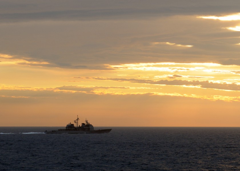 US Navy 080708-N-7955L-027 The guided-missile destroyer USS Normandy (DDG 60) steams in the Atlantic Ocean preparing for a fueling at sea with the amphibious assault ship USS Kearsarge (LHD 3)