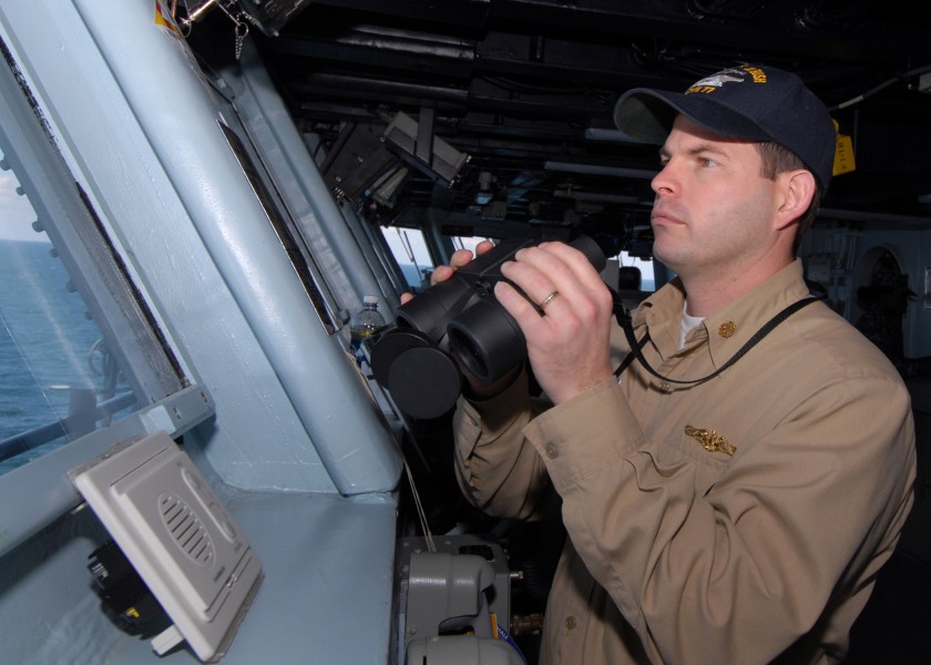 US Navy 090408-N-3548M-038 Lt. George 