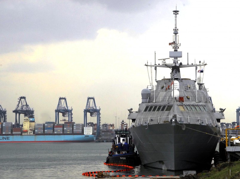 US Navy 100327-N-5346R-002 USS Freedom (LCS 1) is moored at Vasco Nunez de Balboa Naval Base