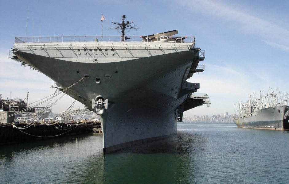 USS-Hornet-CV-12-Dsc08437