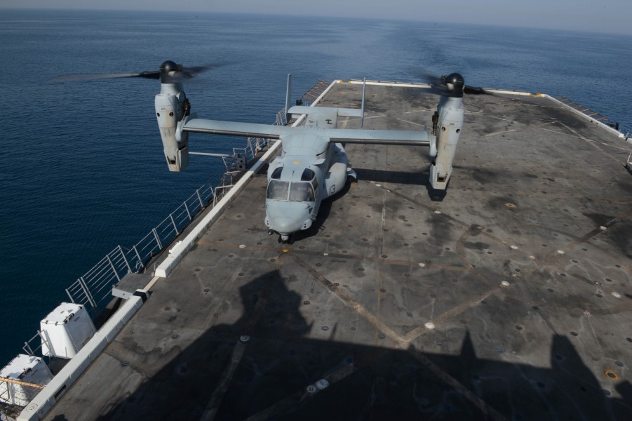 USS Mesa Verde (LPD 19) 140620-N-BD629-126 (14293040787)