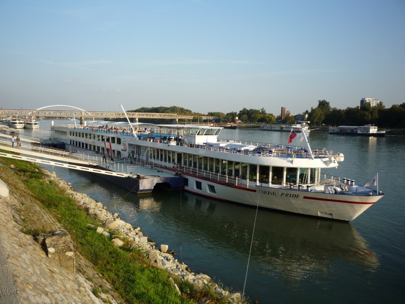 Viking Pride (ship, 2001) 011.
