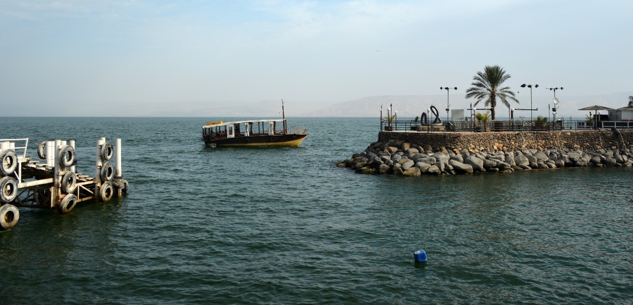 Wooden longboat, Israel. 02
