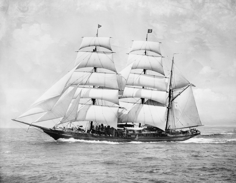 Yacht Aloha - LoC 4a21105u