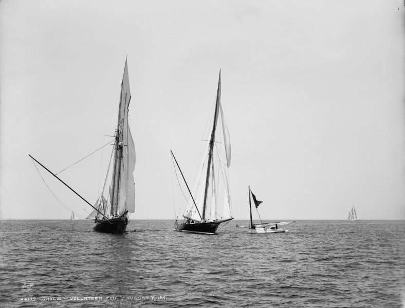 Yachts Volunteer & Gracie-1