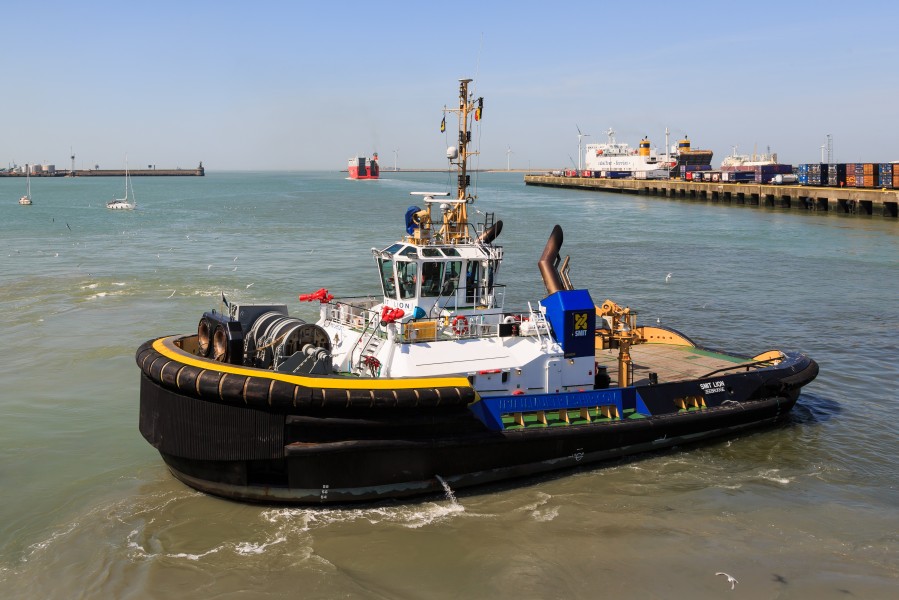 Zeebrugge Belgium Tugboat-Smit-Lion-01