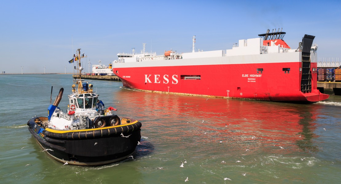 Zeebrugge Belgium Tugboat-Smit-Lion-and-Elbe-Highway