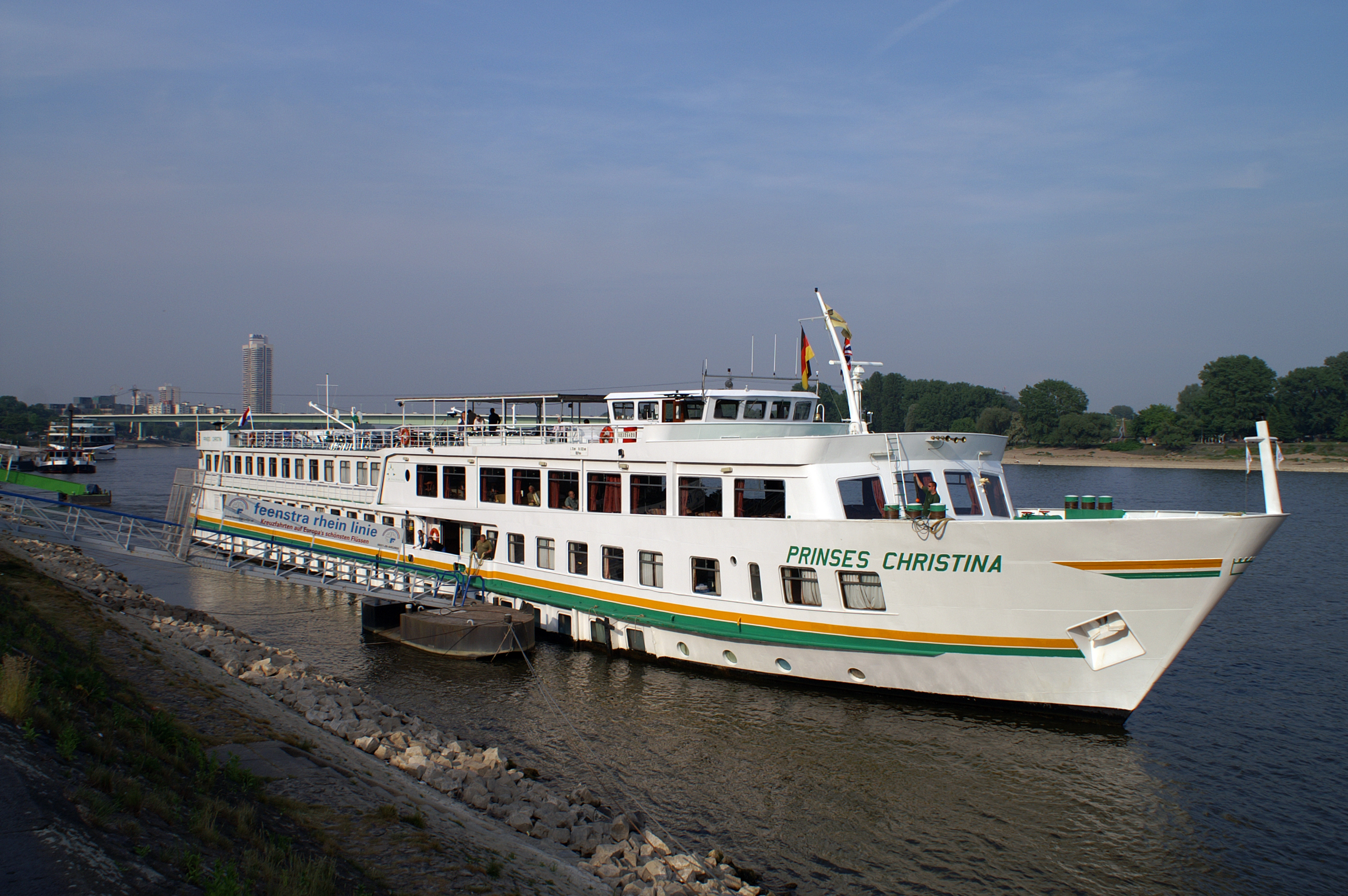 Prinses Christina (ship, 1969) 011
