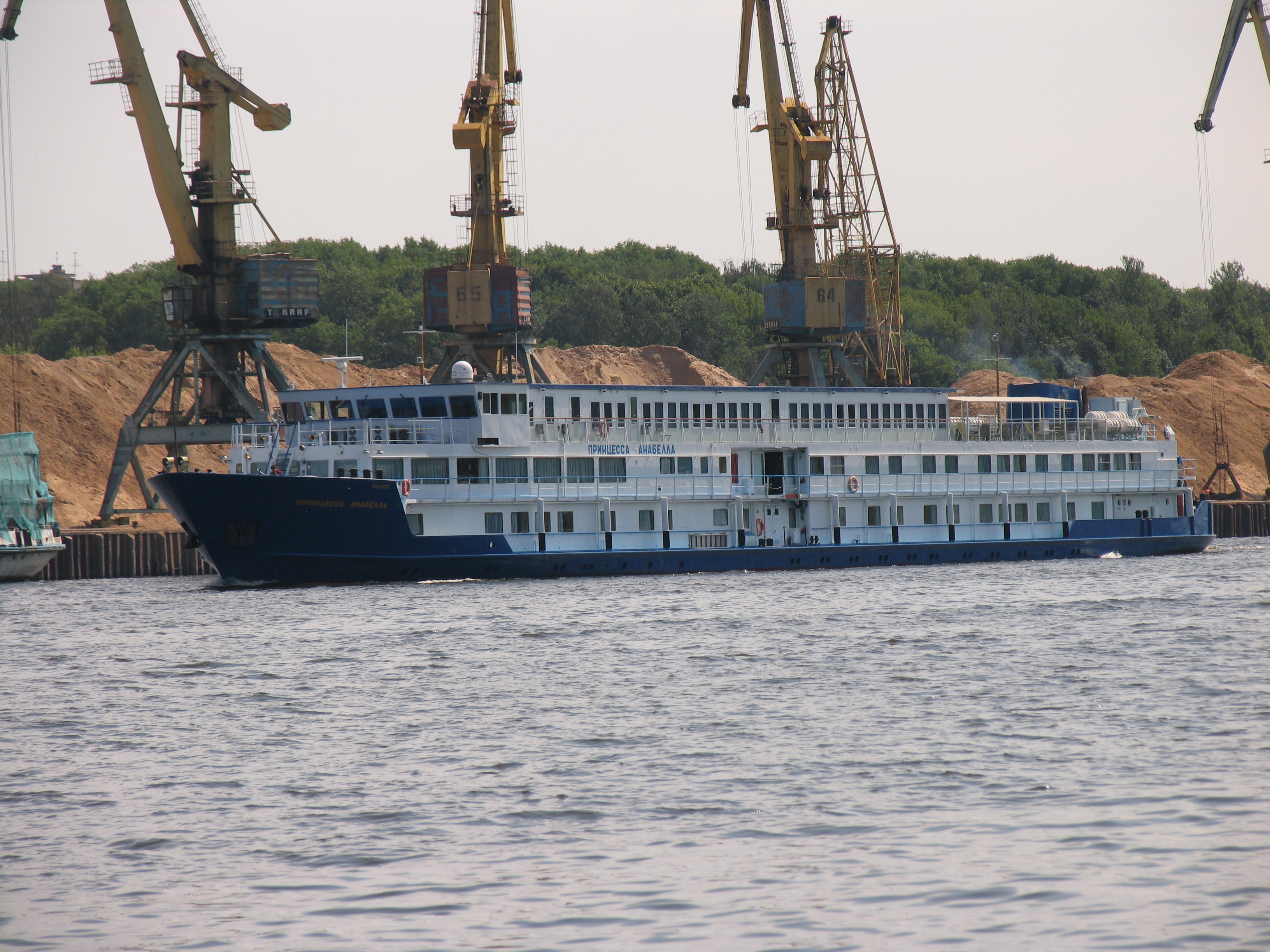 Printsessa Anabella on Khimky Reservoir 29-jul-2012 01