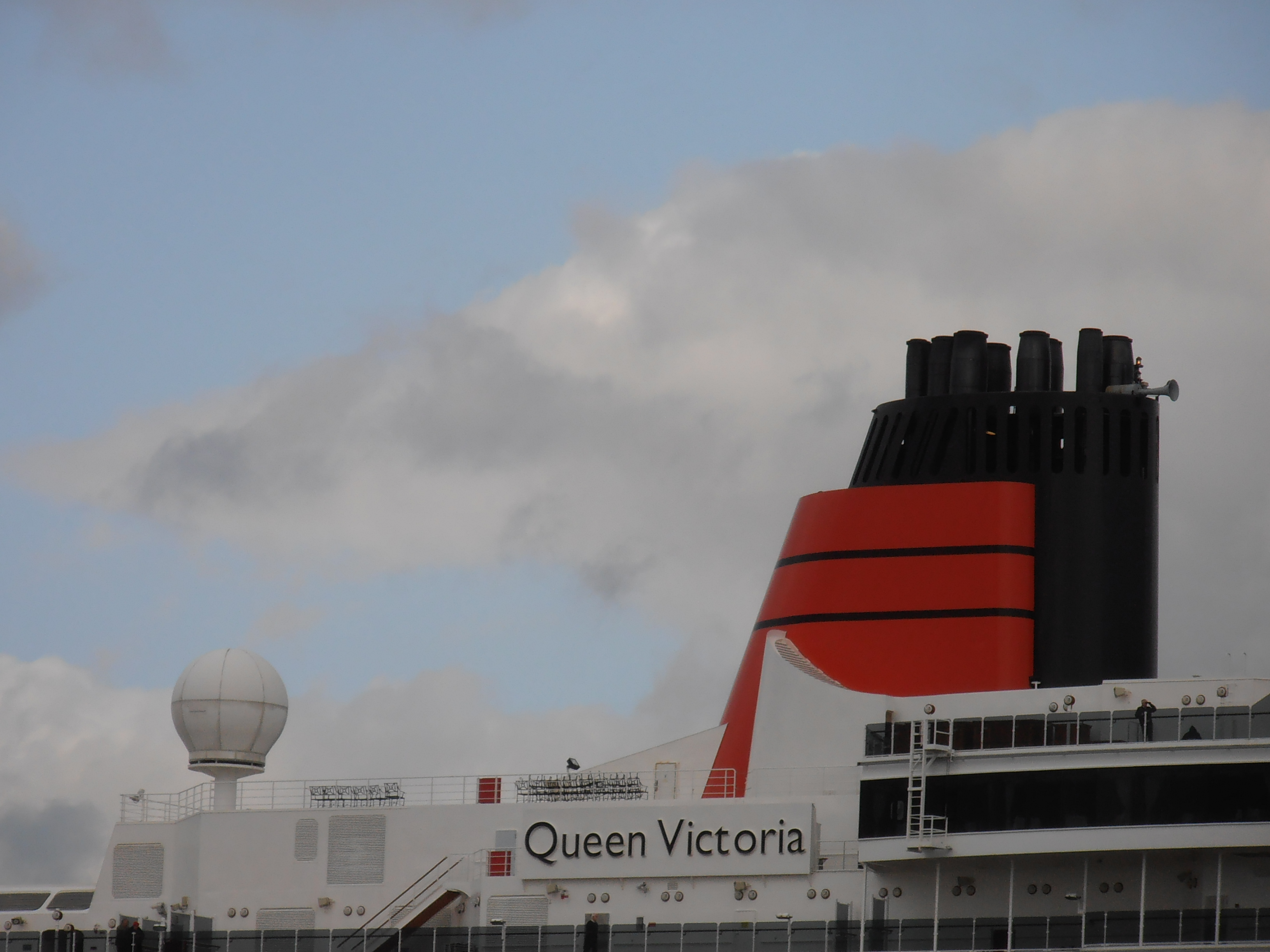 Queen Victoria' Funnel 18 May 2012 Port of Tallinn