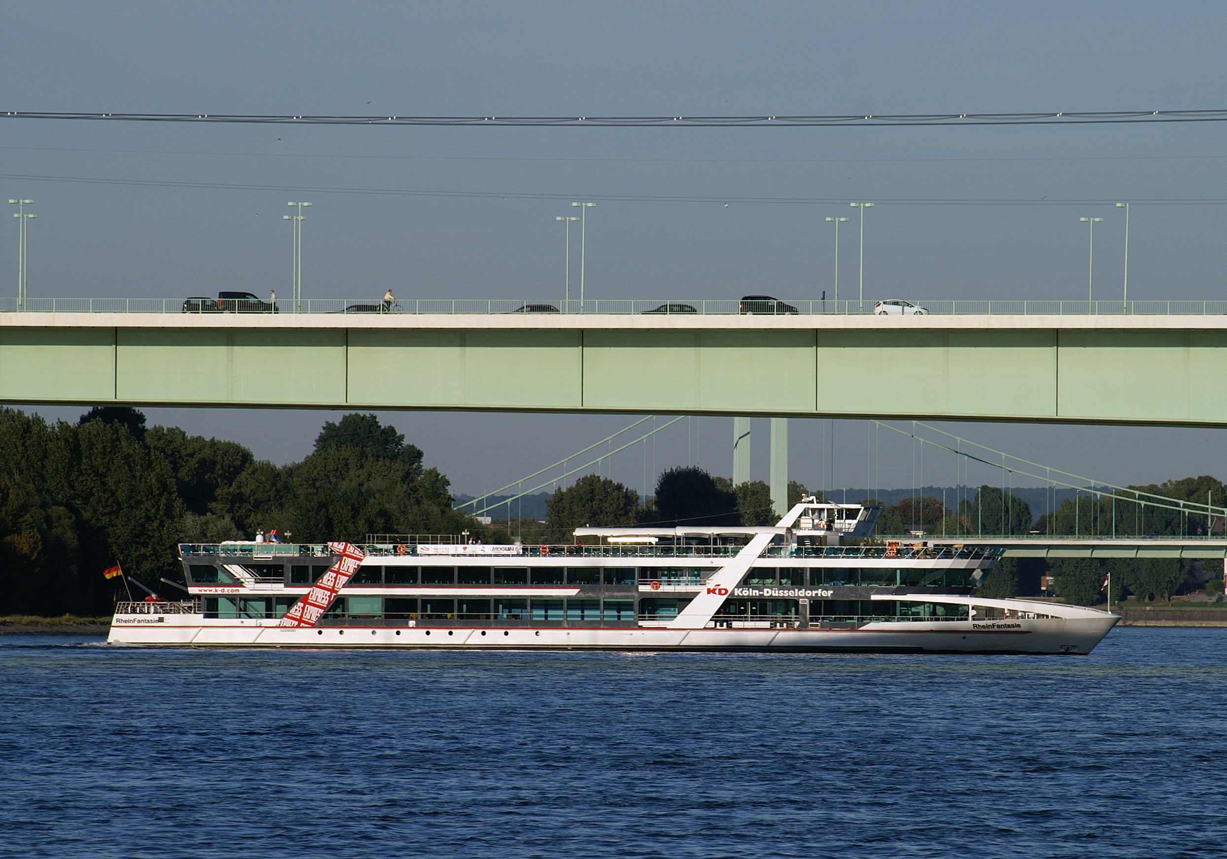 RheinFantasie (ship, 2011) 100