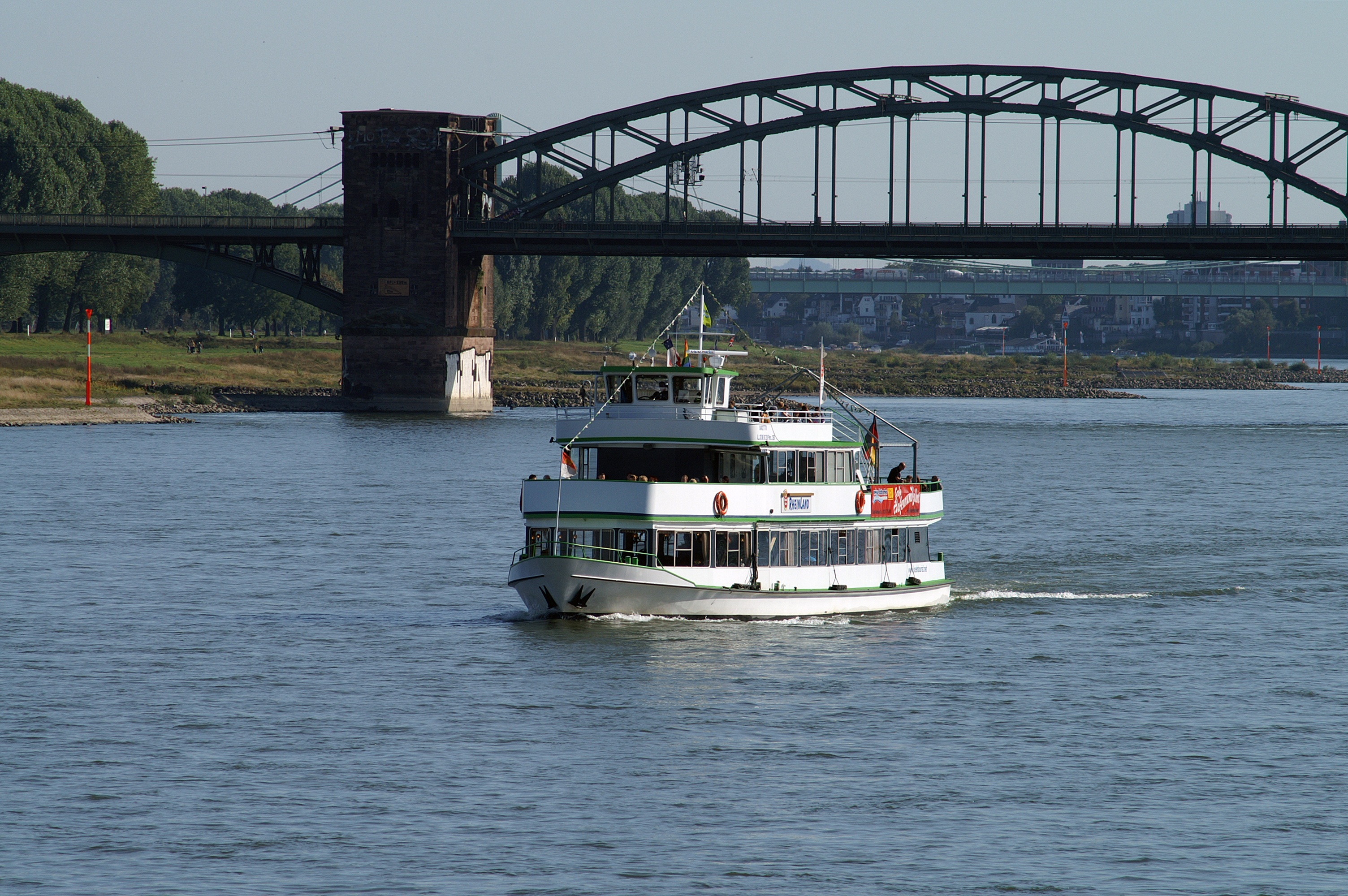 Rheinland (ship, 1980) 005