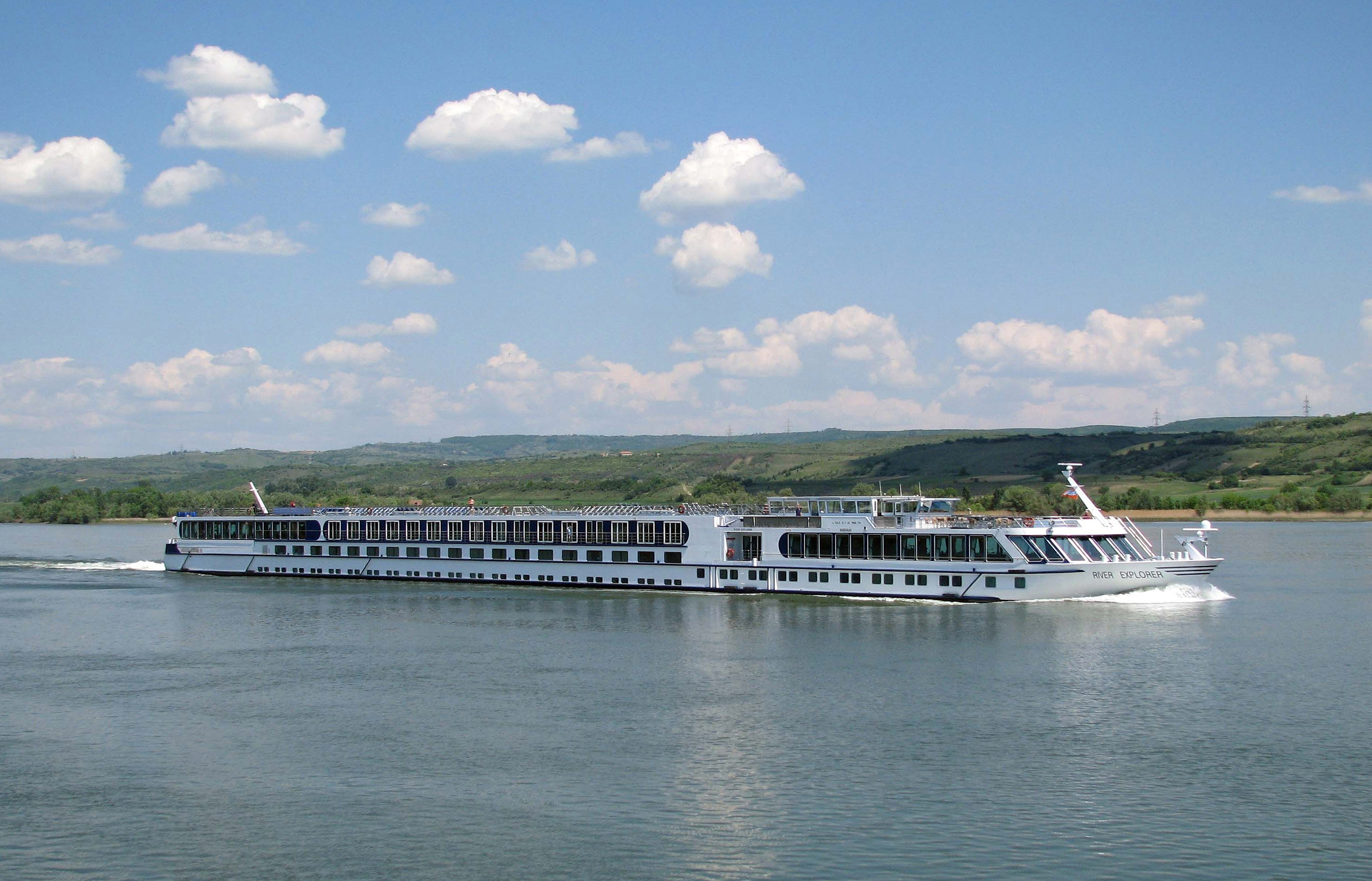 River Explorer (ship, 2001) 009