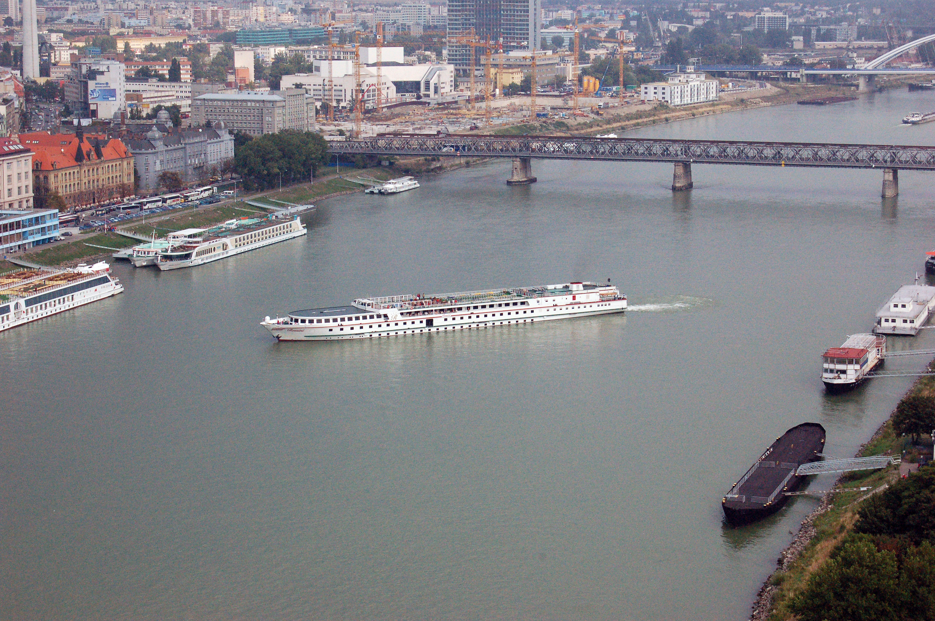 Rossini (ship, 1983) 006