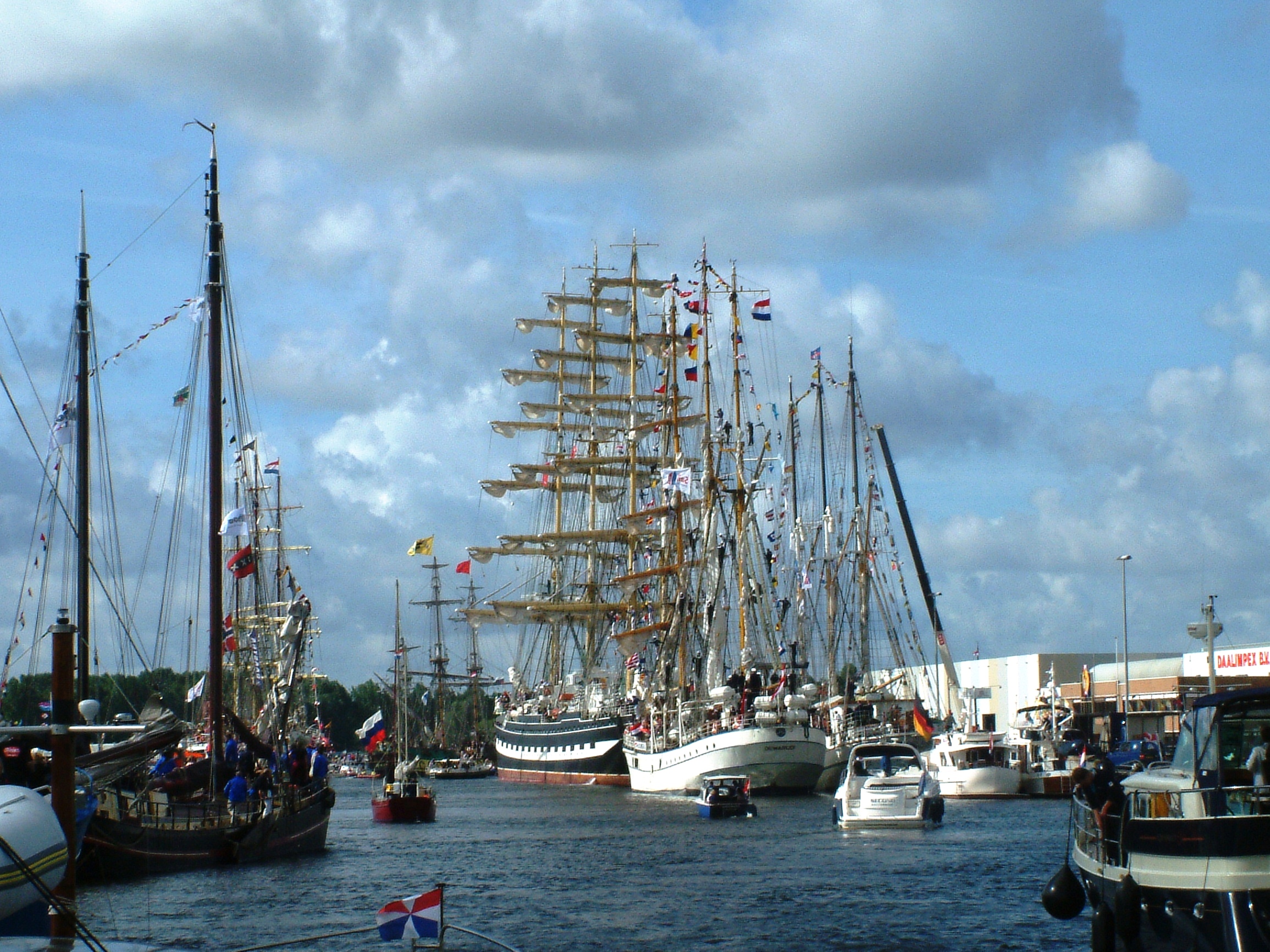 Sail Amsterdam 2010 Sail-in (00i)