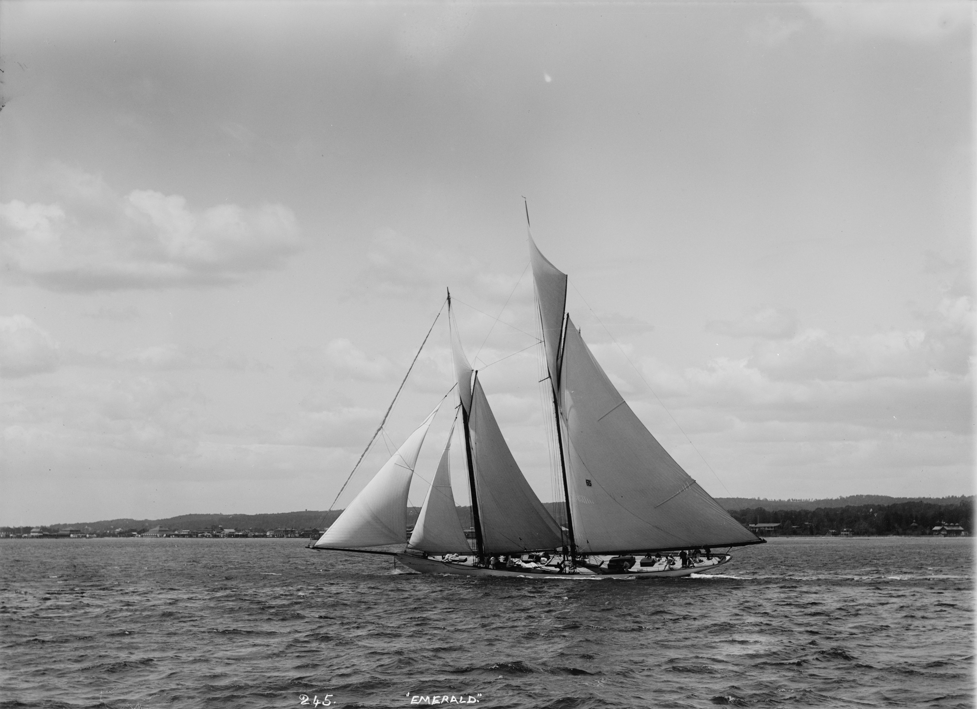 Schooner Emerald-6