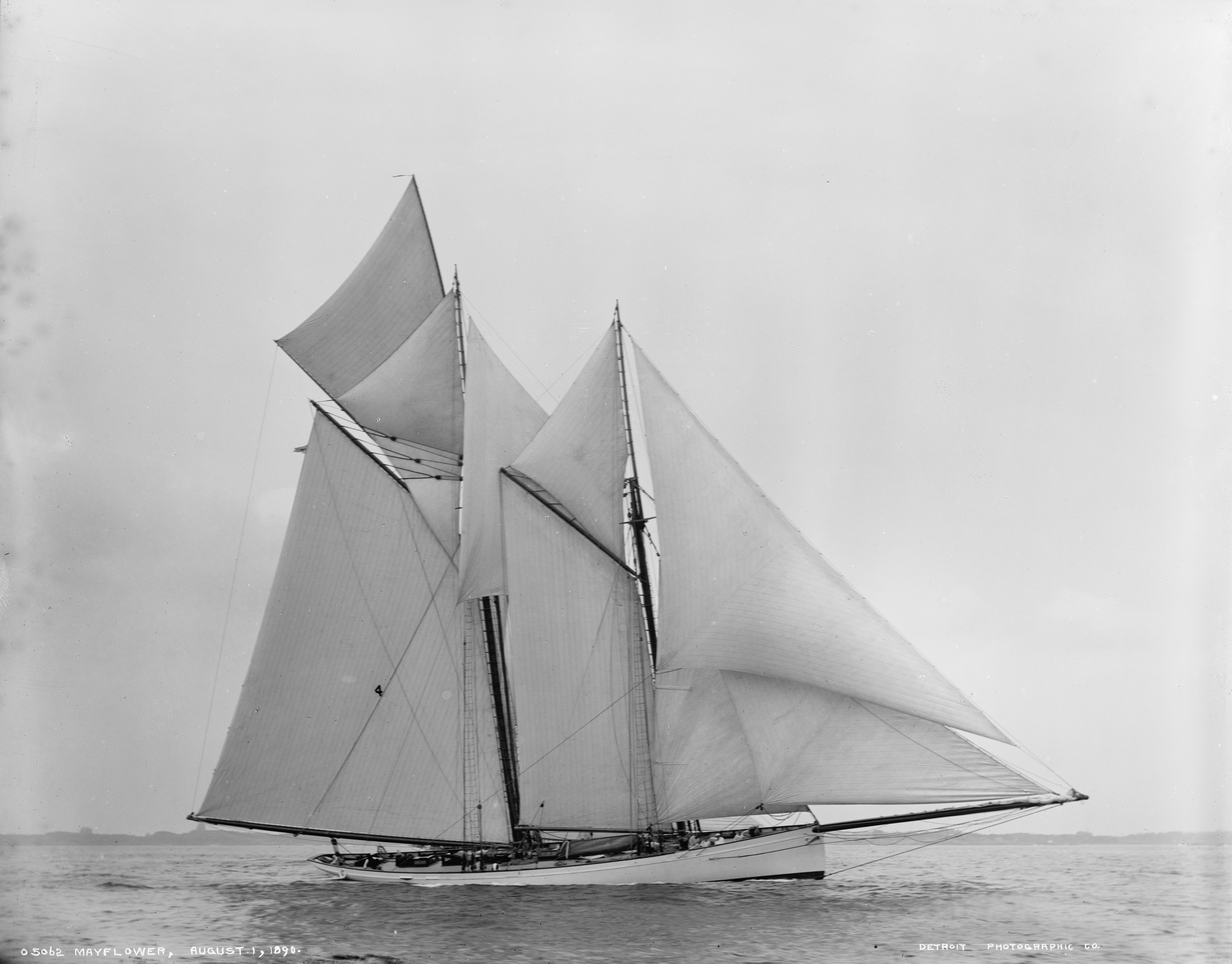 Schooner Mayflower-03