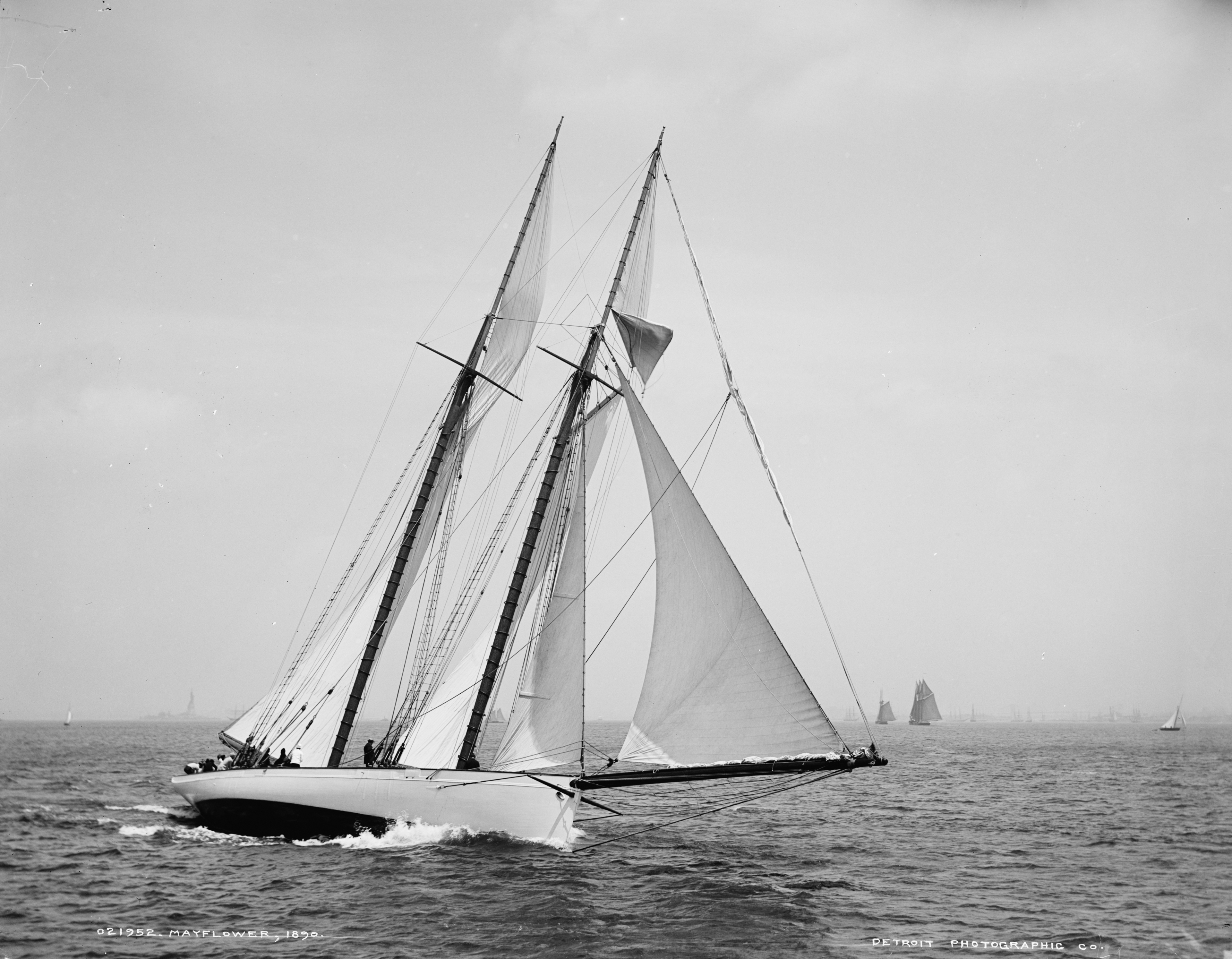 Schooner Mayflower-08