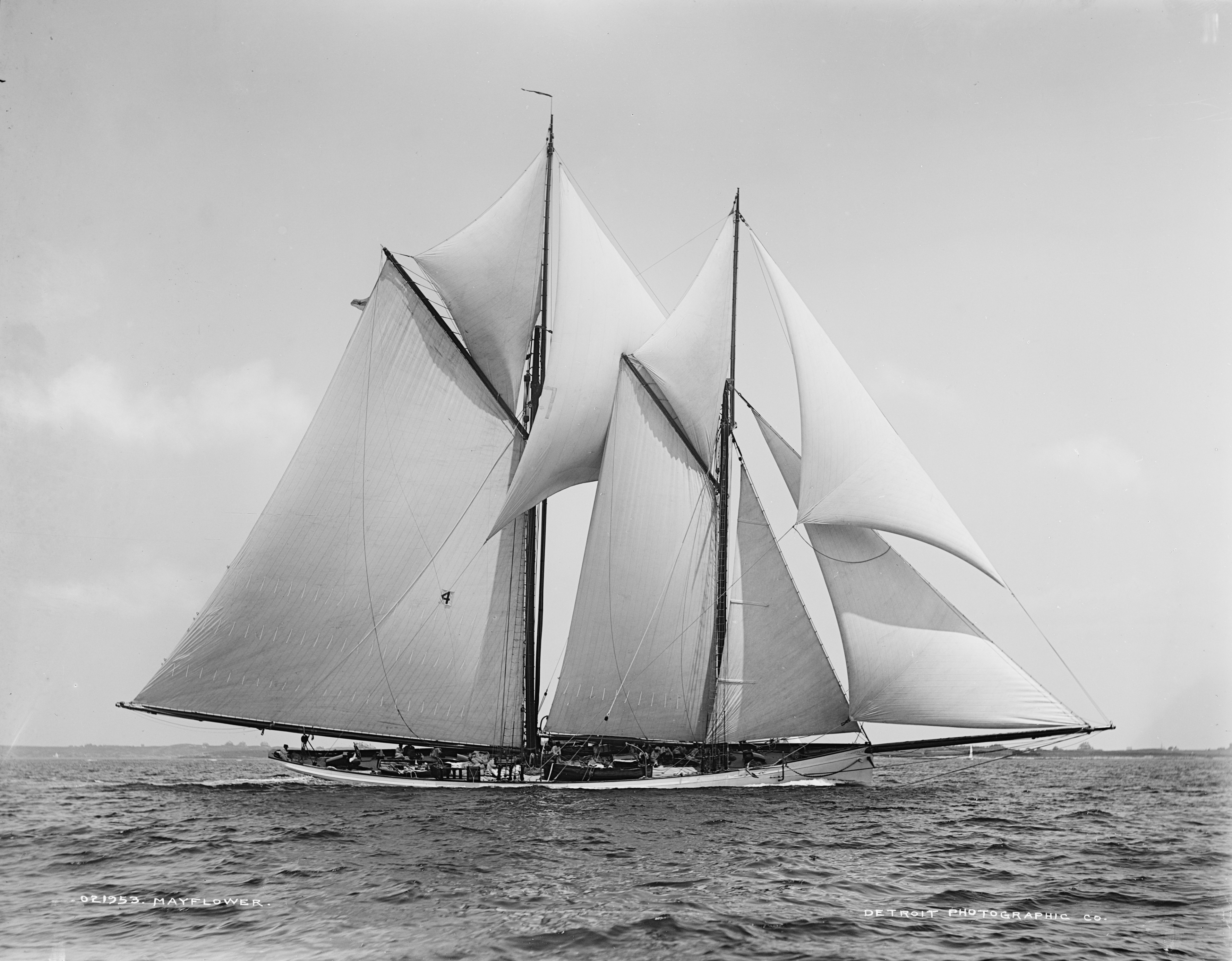 Schooner Mayflower-09