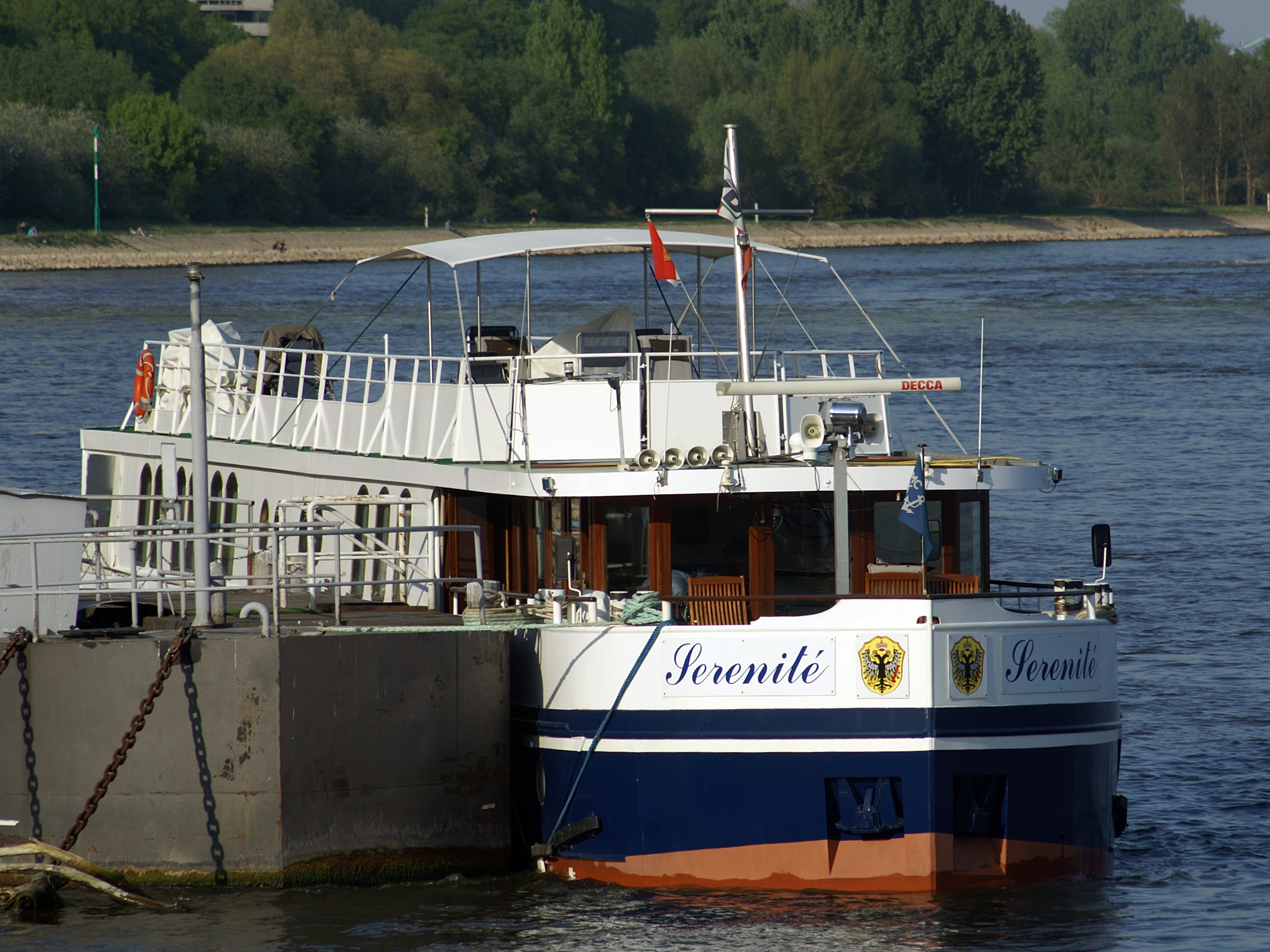 Serenité (ship, 2001) 001