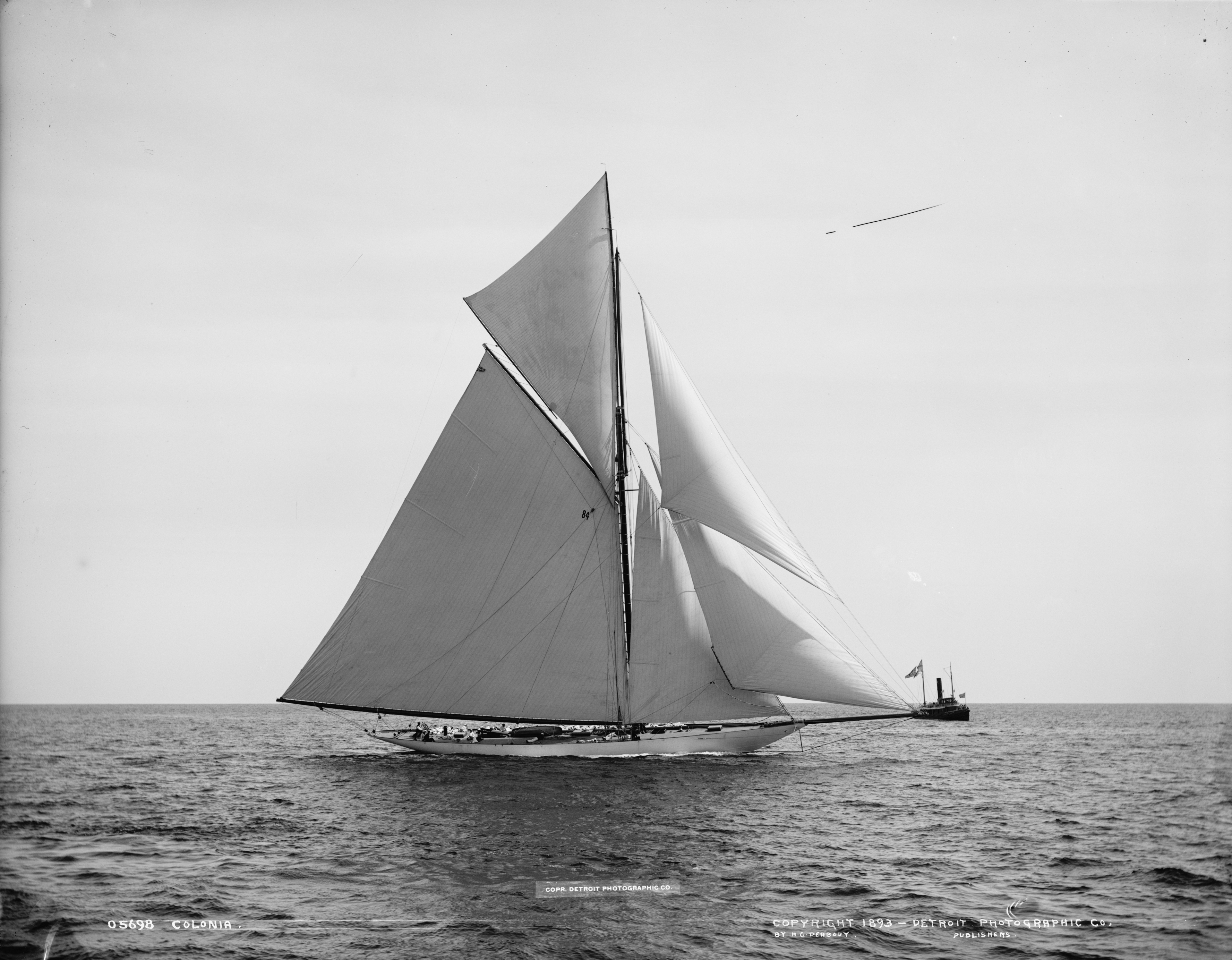 Sloop Colonia-5