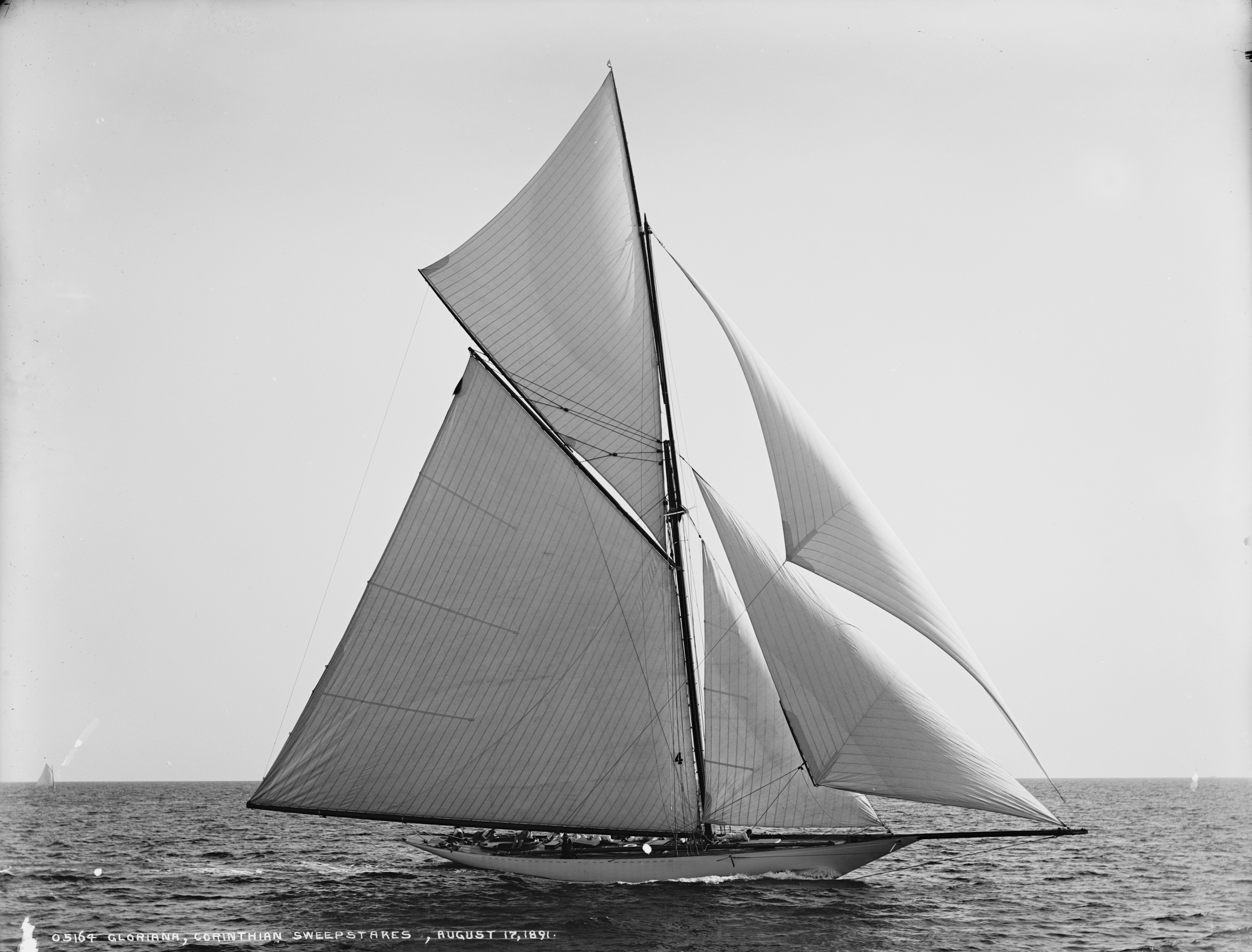 Sloop Gloriana-9