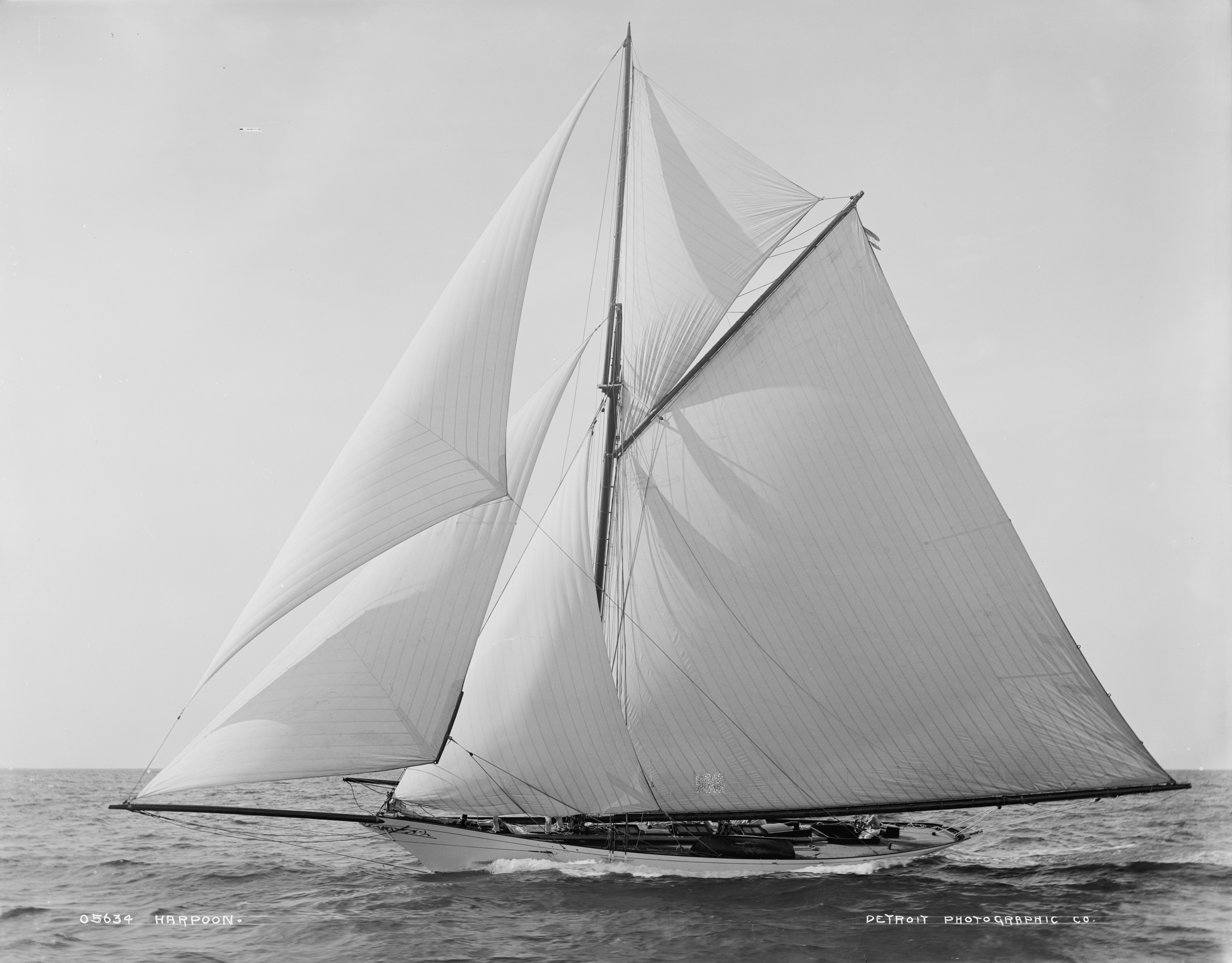 Sloop Harpoon-3