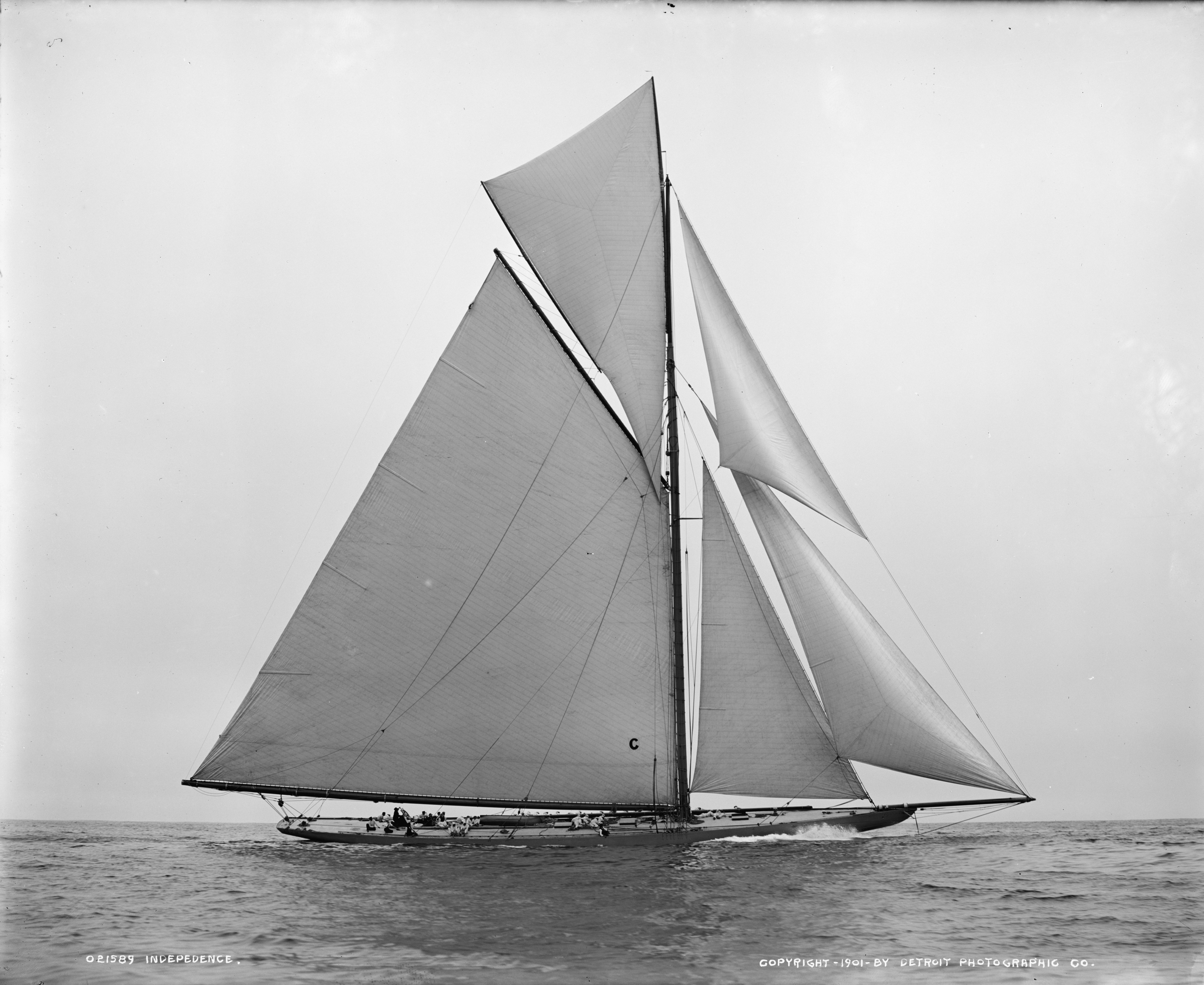 Sloop Independence-2