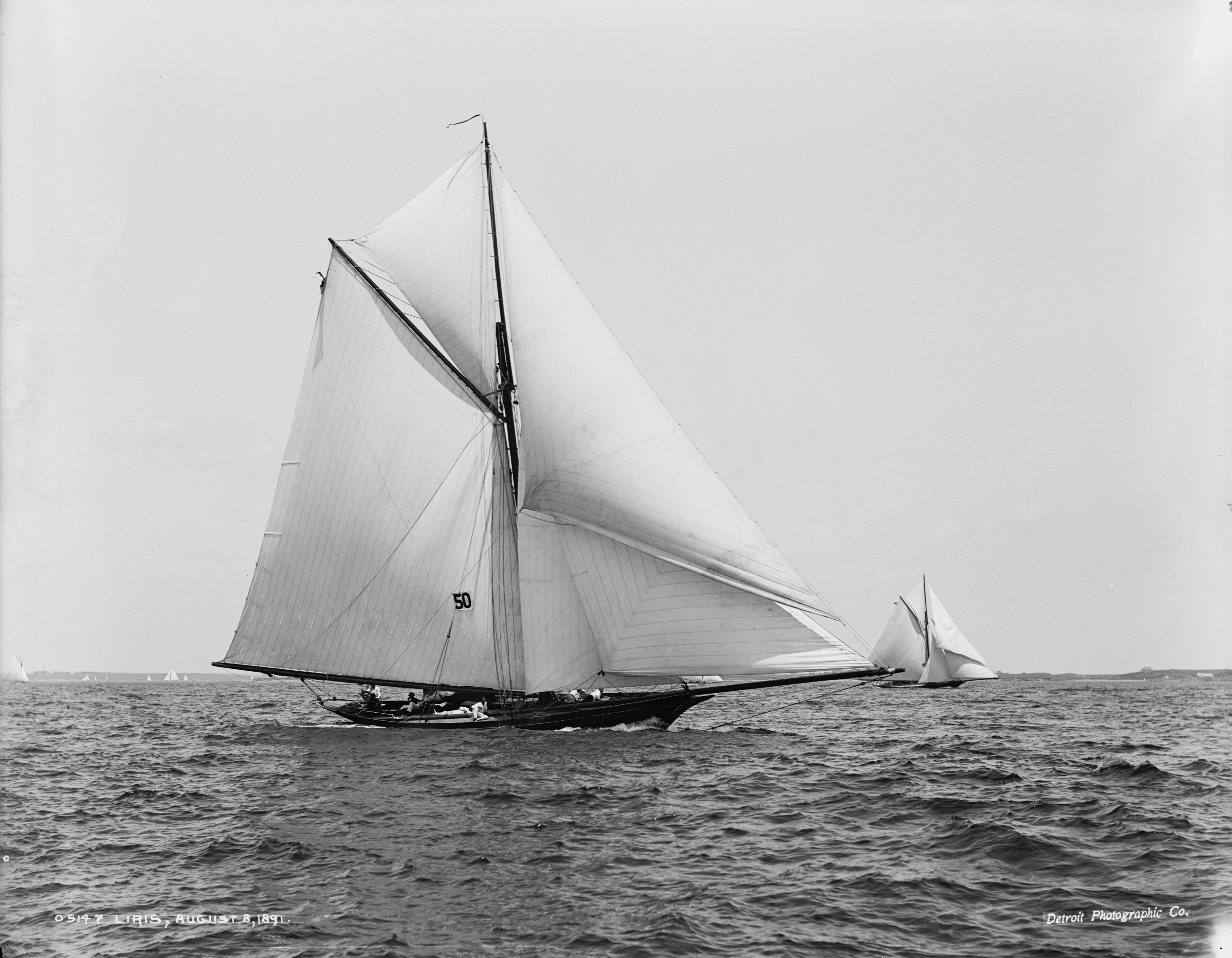 Sloop Liris-4