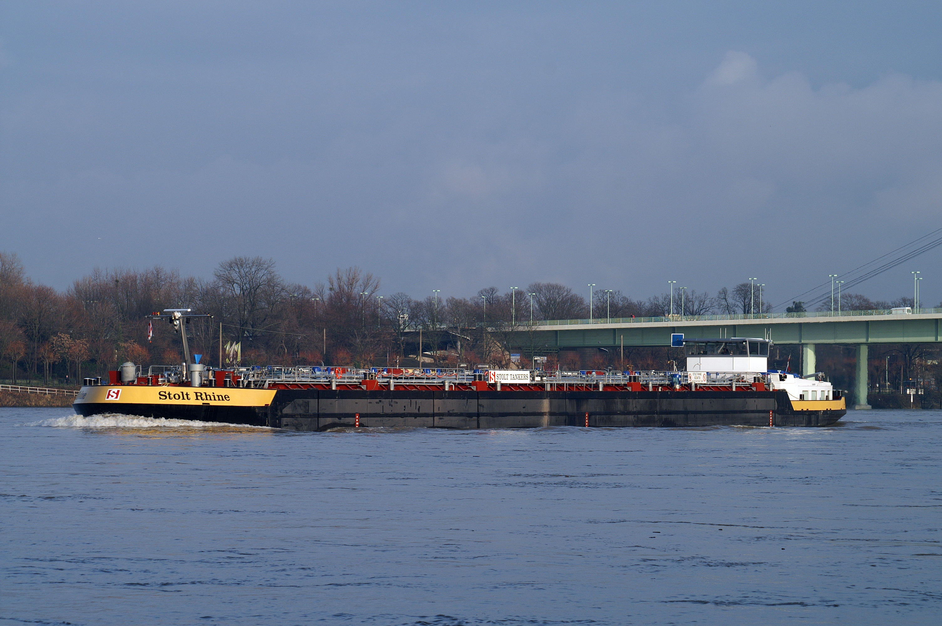 Stolt Rhine (ship, 2011) 005