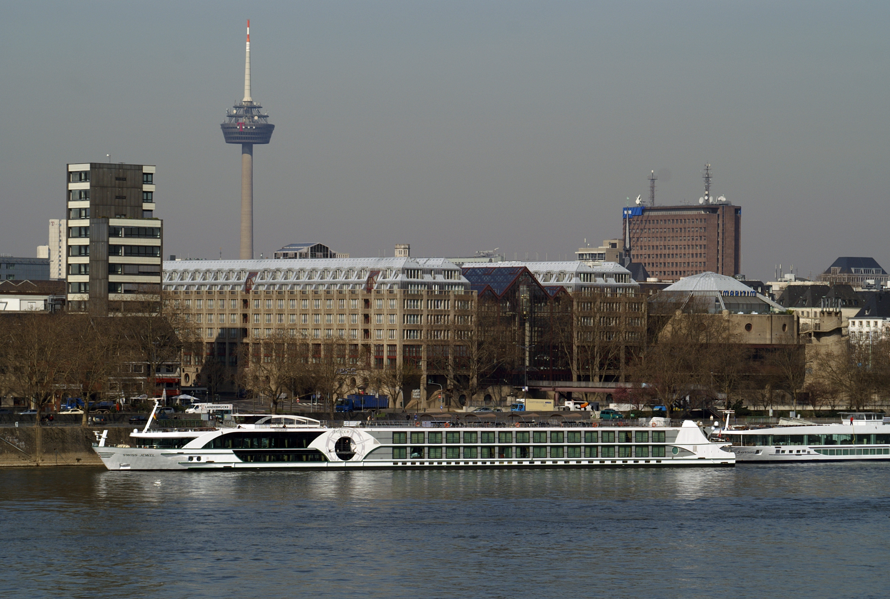 Swiss Jewel (ship, 2008) 010