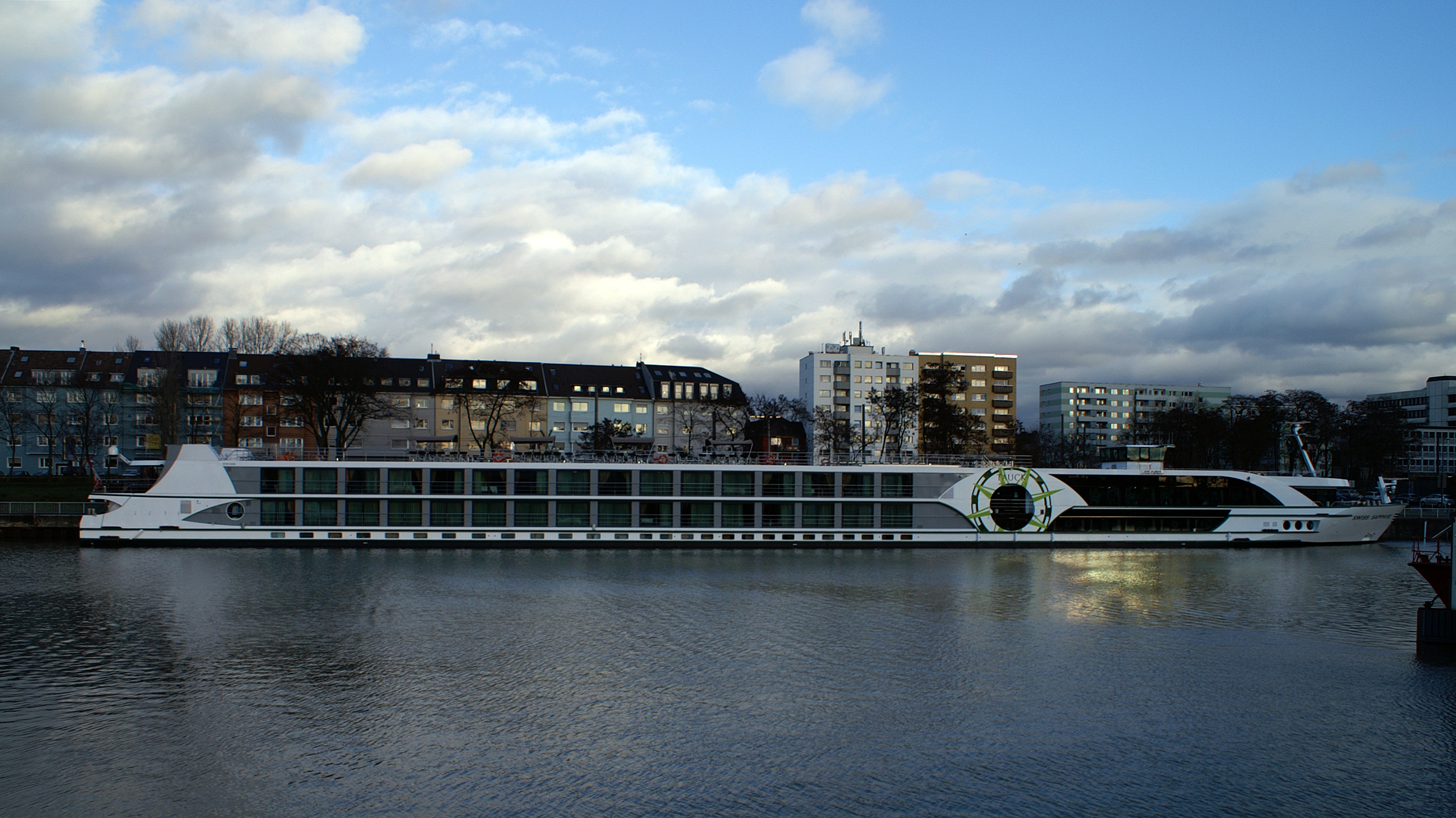 Swiss Sapphire (ship, 2008) 013