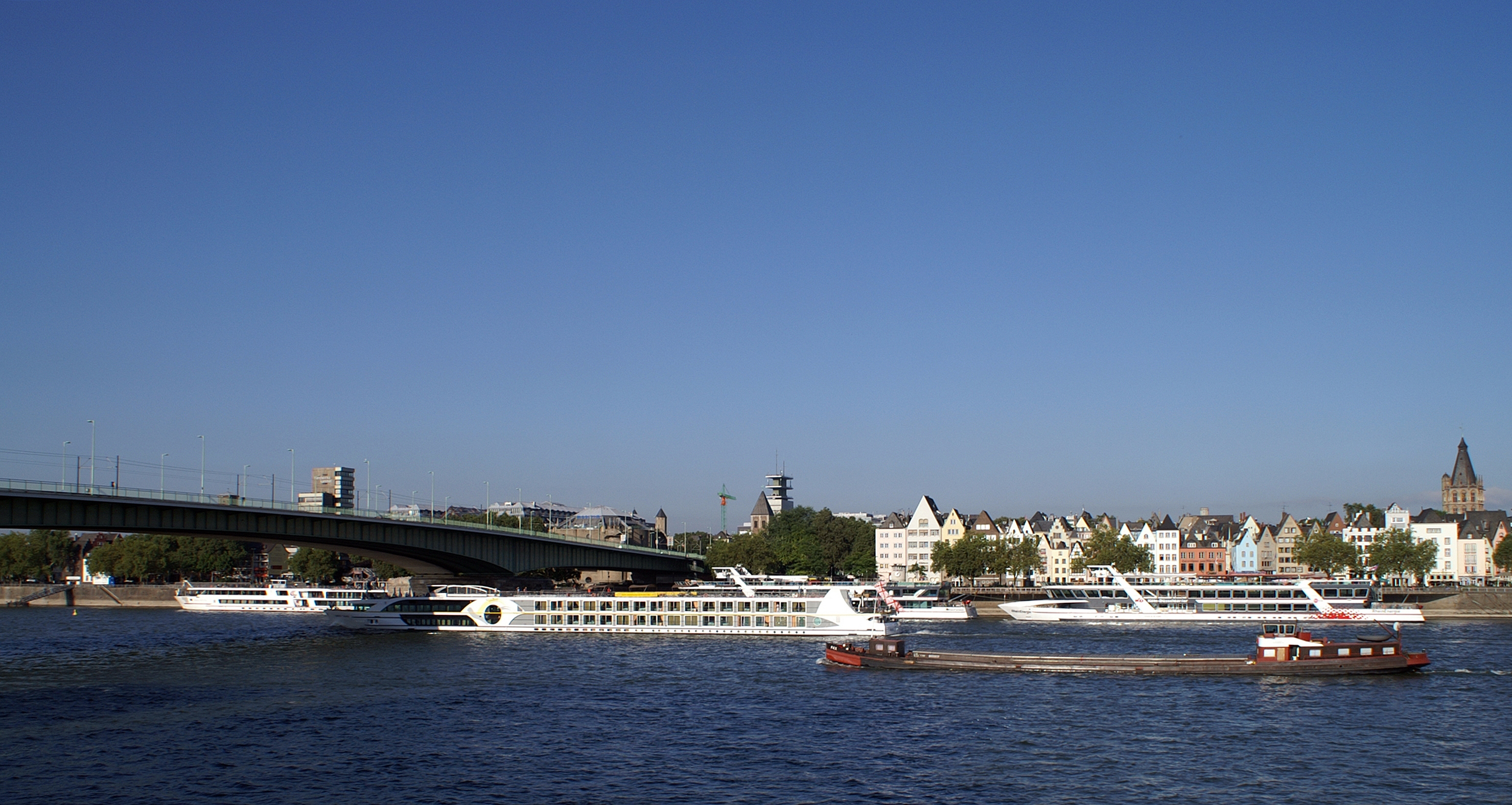 Swiss Tiara (ship, 2006) 005