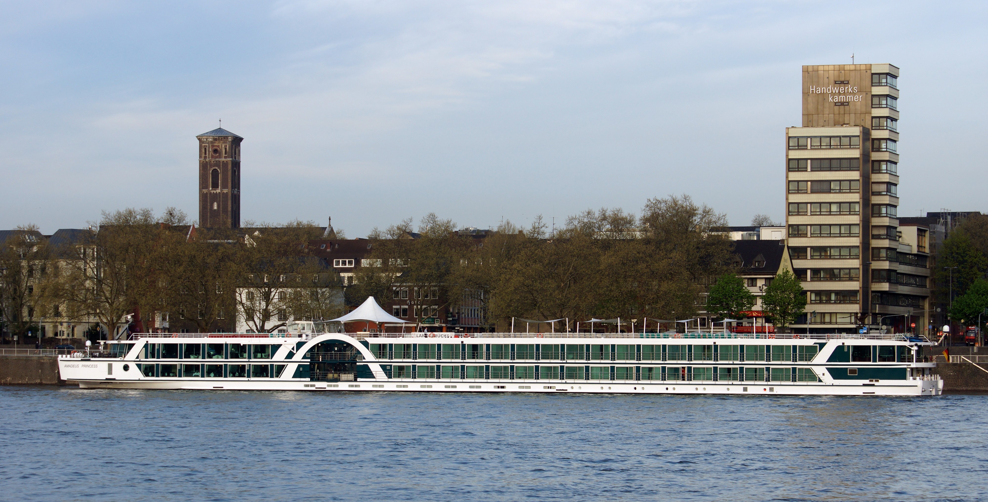Amadeus Princess (ship, 2006) 009